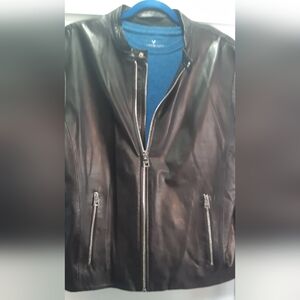 Large Danier Men's Black Leather Jacket